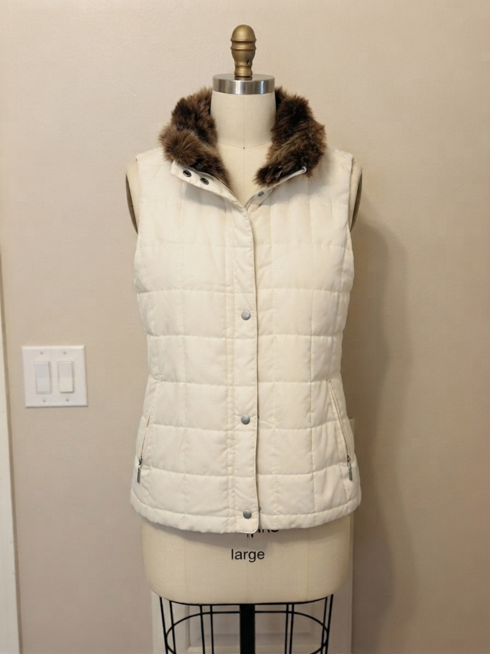 Ralph Lauren Cream Quilted Puffer Vest with Faux Fur Trim